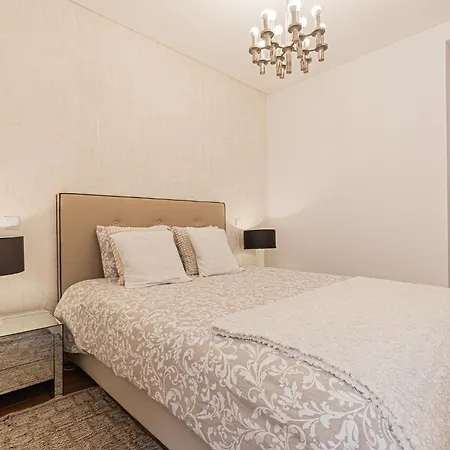 Cortes In Historic Neighborhood Lejlighed Lisboa