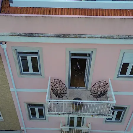Lejlighed Cortes In Historic Neighborhood