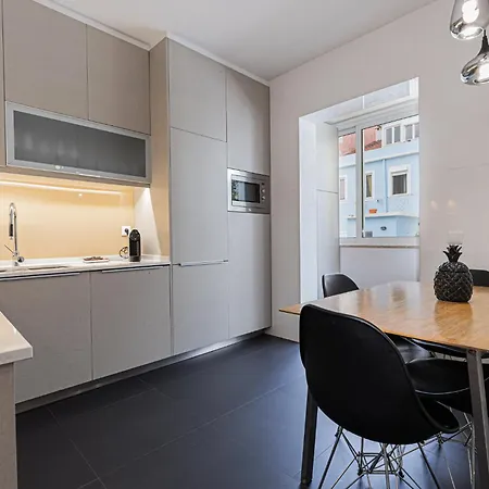 Lejlighed Cortes In Historic Neighborhood Lisboa