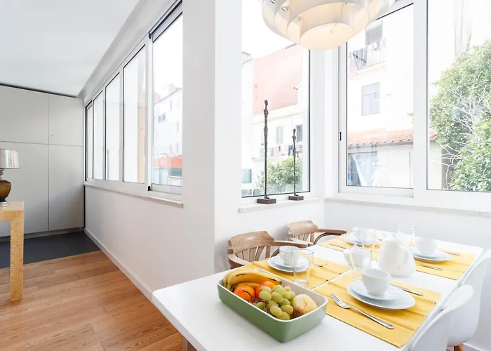 Cortes In Historic Neighborhood Lisboa